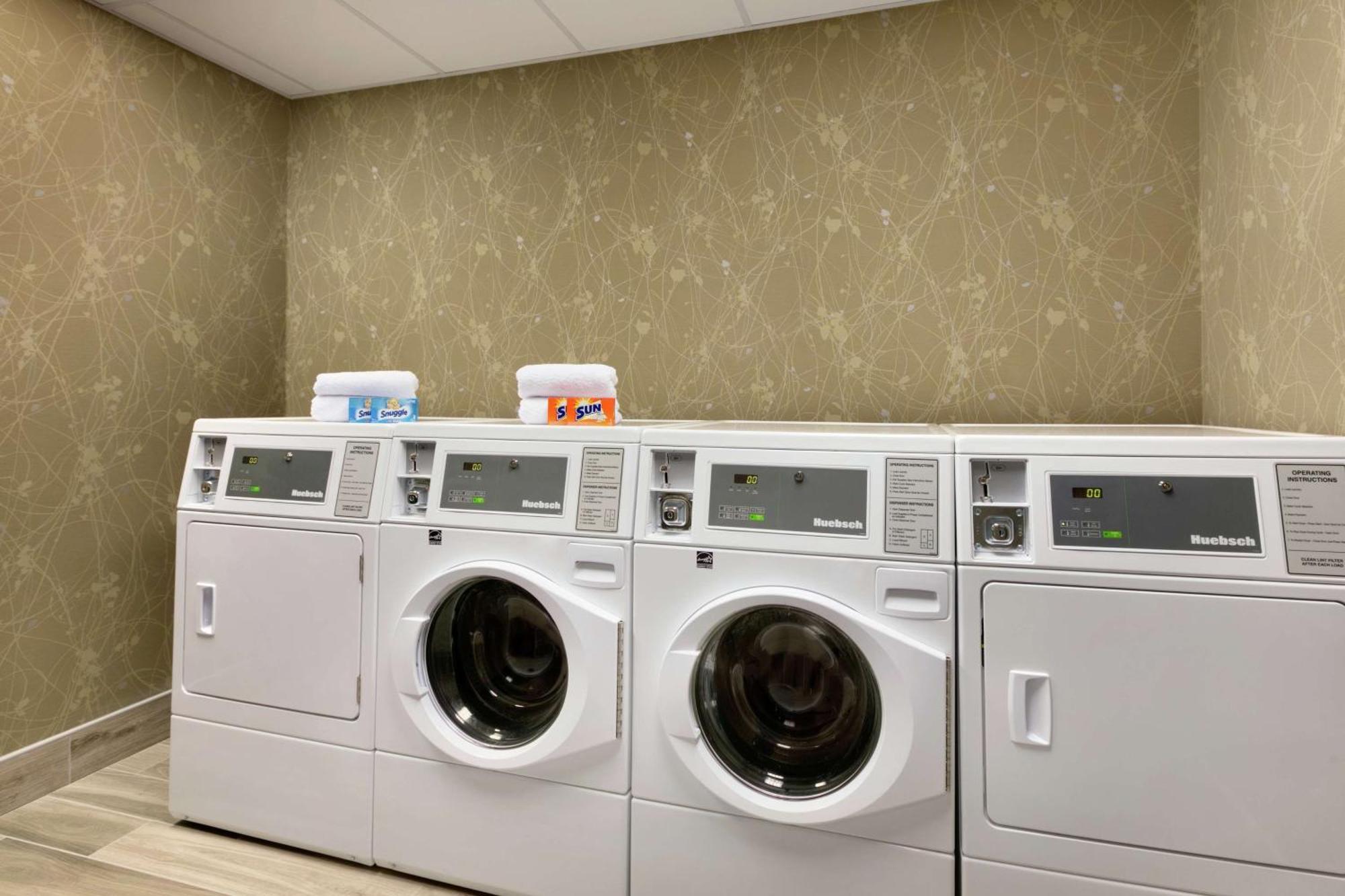 Hilton Garden Inn Statesville Zewnętrze zdjęcie